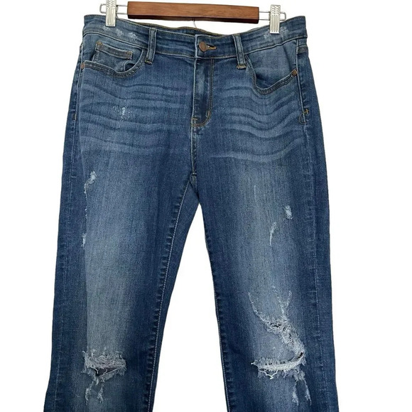 Judy Blue Relaxed Fit Mid-Rise Distressed Jeans Size 13|31 - Picture 8 of 9